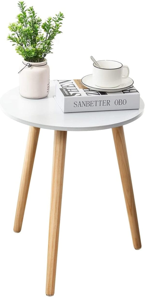 White Round Side Table – Guest-Friendly, Compact & Effortlessly Styled